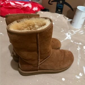 UGG Women’s Classic II Short Boots